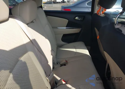 2017 Dodge Journey Sxt z USA, uszkodzony, nr VIN 3C4PDCBG3HT537331